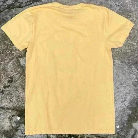 Disney limited edition 2019 retro parks tee - Picture 2 of 5